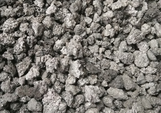 Koks wysokowęglowy, zielony opóźniony koks naftowy jako dodatek pomocniczy