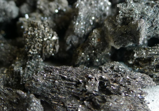 1-10MM Minerały niemetaliczne Proszek ścierny z węglika krzemu Wysoka twardość