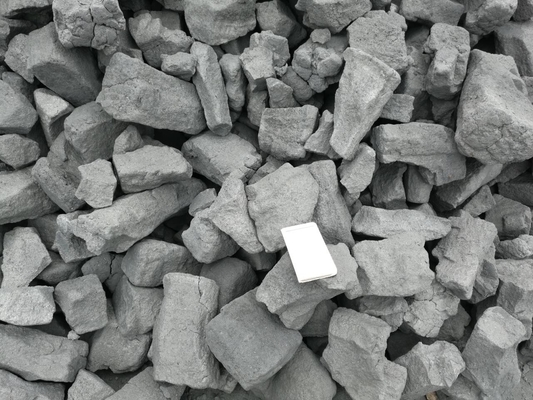 Popiół o niskiej zawartości siarki 8% Twardy koks Mineralny 7400 kj / kg Wartość opałowa Mała porowatość