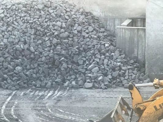 Blok grafitowy Złom anody węglowej / niedopałki anodowe do pieców odlewniczych