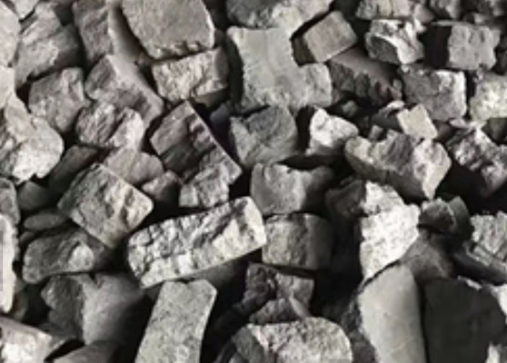 Certyfikowany przez CCIC minerał koksu odlewniczego stosowany w żeliwiakach o wielkości 120-220 mm