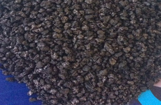 Czarny kalcynowany koks naftowy Paliwo 1-3mm/1-5mm Wielofunkcyjny